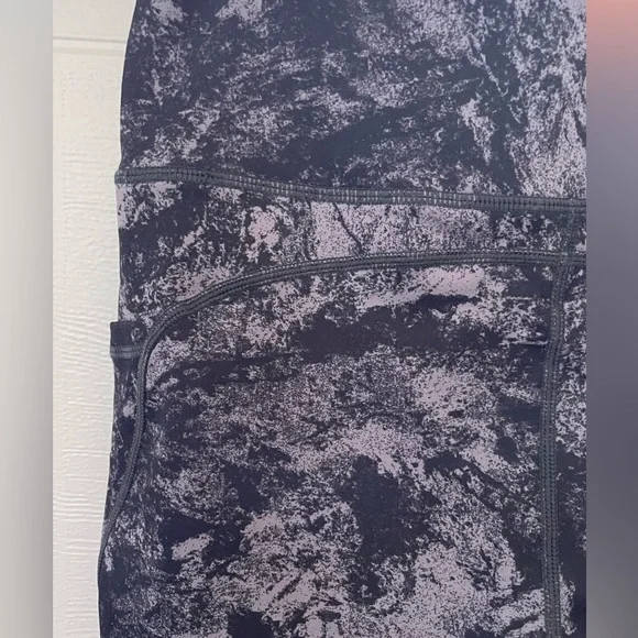 The Gym People Women Marble Flat Front High Waist Gray Yoga Shorts Size S - Picture 6 of 8